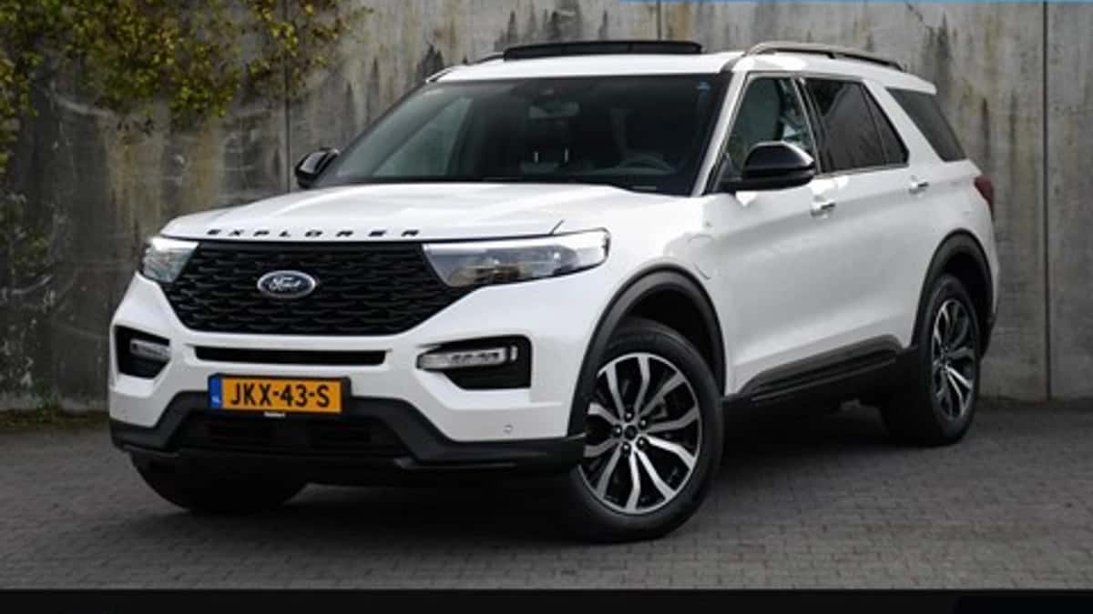 Ford Explorer (2024) — foto 1