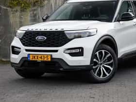Ford Explorer (2024) thumbnail 2