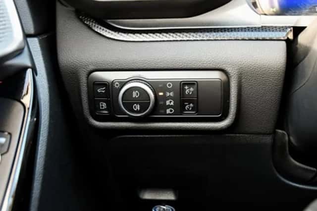 Ford Explorer (2024) thumbnail 48