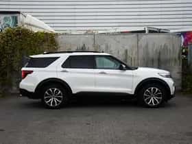 Ford Explorer (2024) thumbnail 6