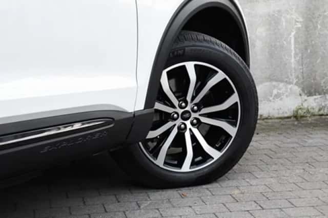 Ford Explorer (2024) thumbnail 10