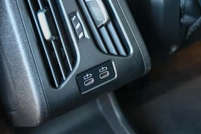 BMW X1 (2024) thumbnail 18
