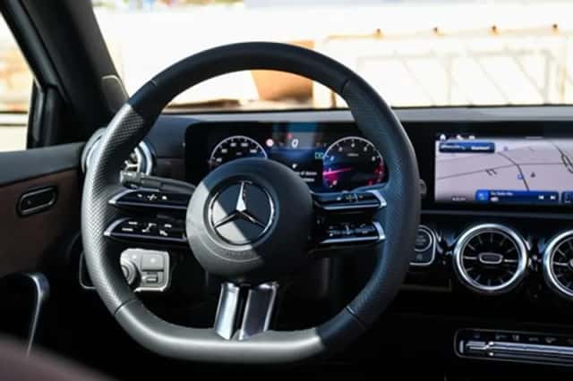 Mercedes-Benz A (2025) thumbnail 21