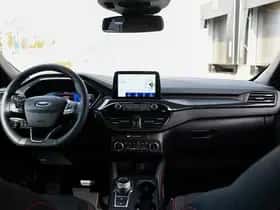 Ford Kuga (2023) thumbnail 16