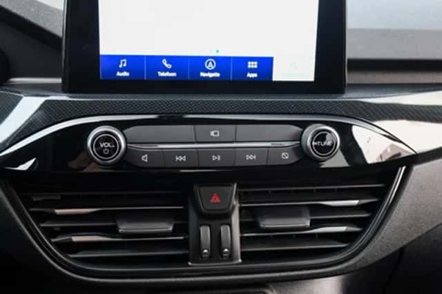 Ford Kuga (2023) thumbnail 24