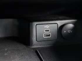 Ford Kuga (2023) thumbnail 27