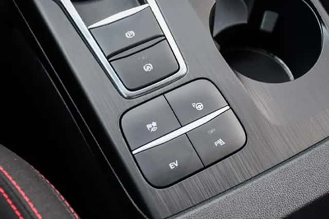 Ford Kuga (2023) thumbnail 29