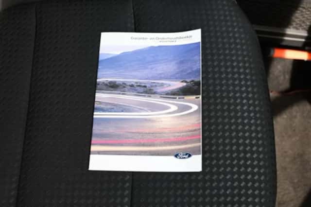 Ford Kuga (2023) thumbnail 38