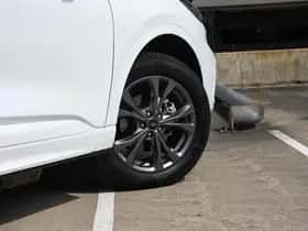 Ford Kuga (2023) thumbnail 7