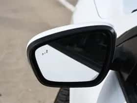 Ford Kuga (2023) thumbnail 8