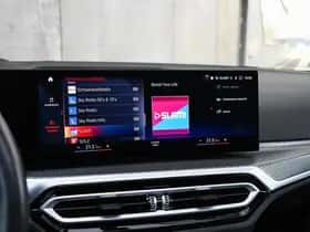 BMW 330 (2023) thumbnail 36