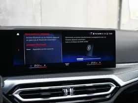 BMW 330 (2023) thumbnail 42
