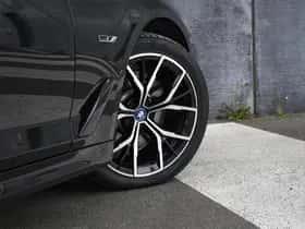 BMW 530 (2023) thumbnail 12