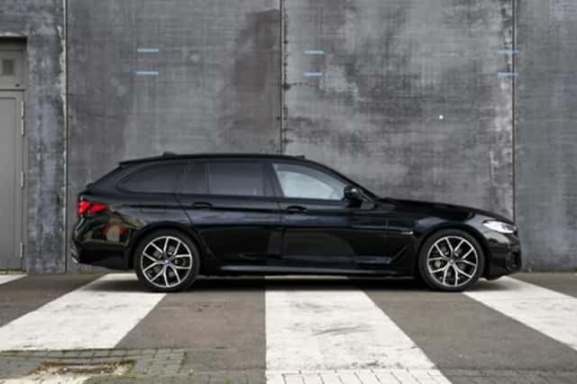 BMW 530 (2023) thumbnail 6