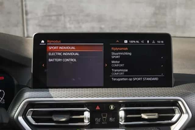 BMW X3 (2023) thumbnail 35
