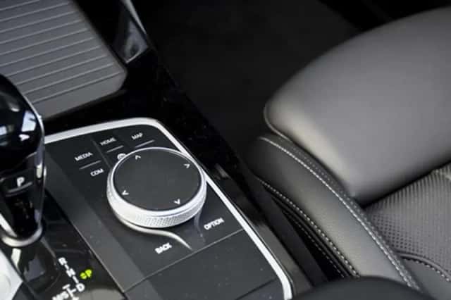 BMW X3 (2023) thumbnail 43