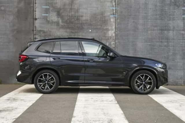 BMW X3 (2023) thumbnail 6