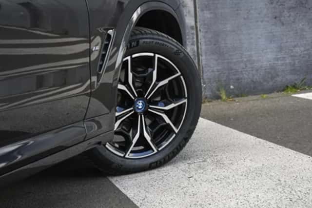 BMW X3 (2023) thumbnail 10