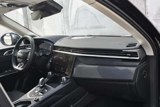Lynk & Co 01 (2023) thumbnail 13