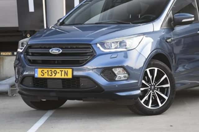 Ford Kuga (2019) thumbnail 2