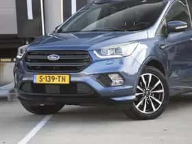 Ford Kuga (2019) thumbnail 2