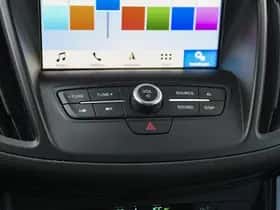 Ford Kuga (2019) thumbnail 26