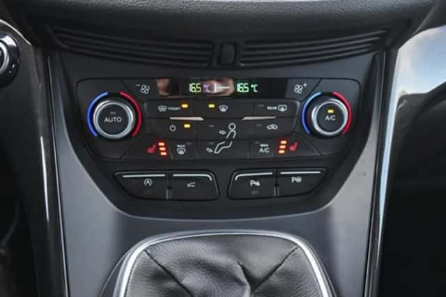 Ford Kuga (2019) thumbnail 27