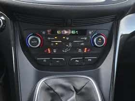 Ford Kuga (2019) thumbnail 27