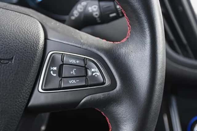 Ford Kuga (2019) thumbnail 30
