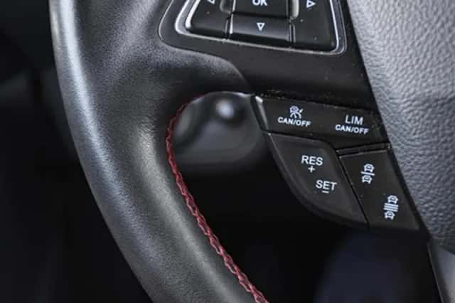 Ford Kuga (2019) thumbnail 32