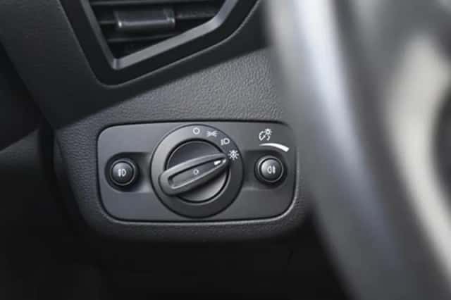 Ford Kuga (2019) thumbnail 33