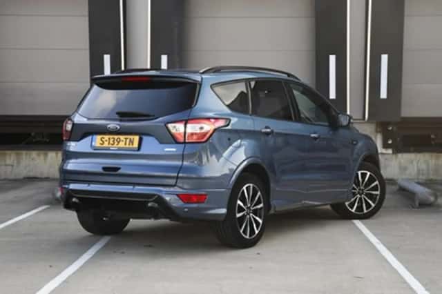 Ford Kuga (2019) thumbnail 5