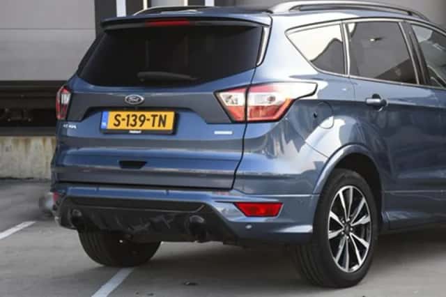 Ford Kuga (2019) thumbnail 6