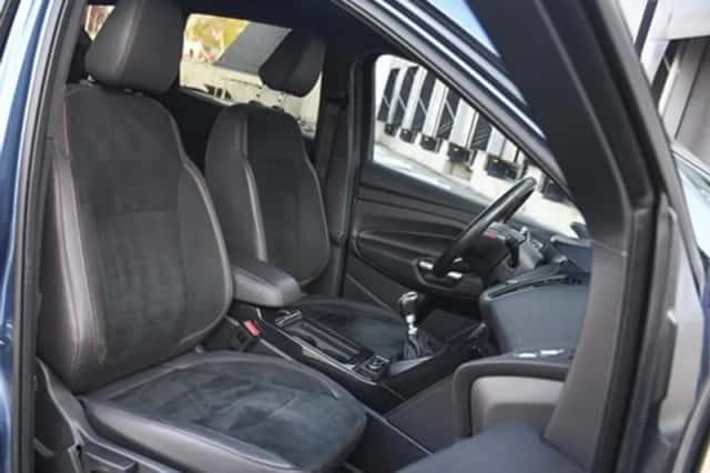 Ford Kuga (2019) thumbnail 10