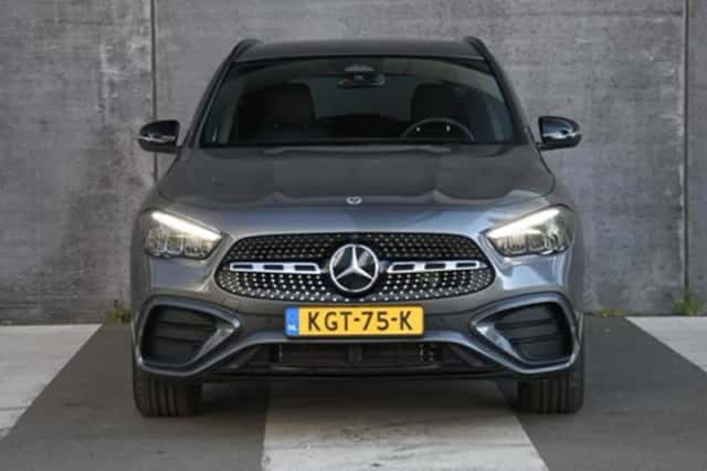 Mercedes-Benz GLA (2025) thumbnail 3