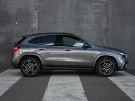 Mercedes-Benz GLA (2025) thumbnail 5