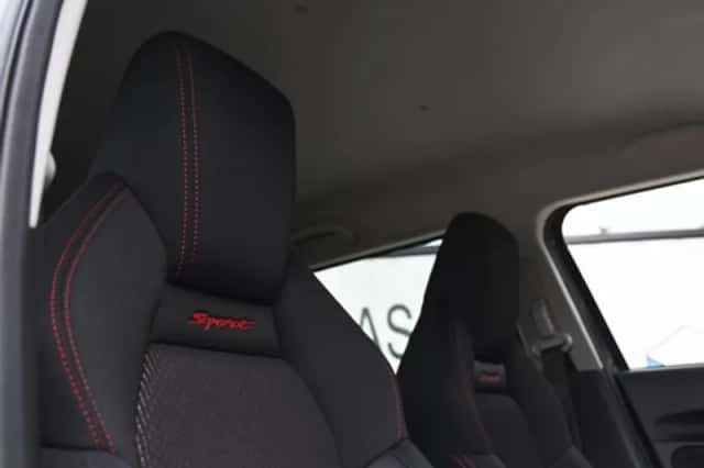 Suzuki Swift (2023) thumbnail 13