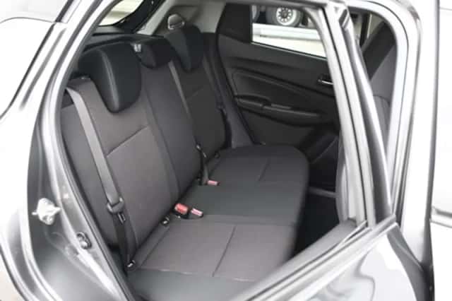 Suzuki Swift (2023) thumbnail 14