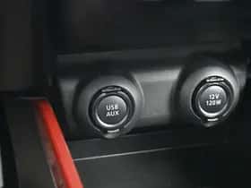 Suzuki Swift (2023) thumbnail 26