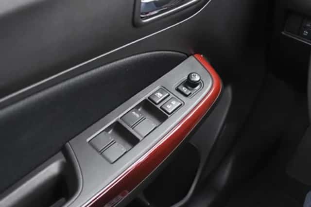 Suzuki Swift (2023) thumbnail 32