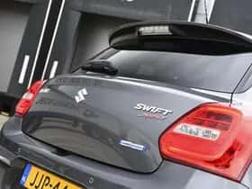 Suzuki Swift (2023) thumbnail 7