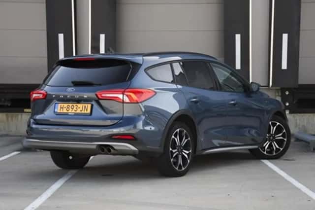 Ford Focus (2020) thumbnail 5