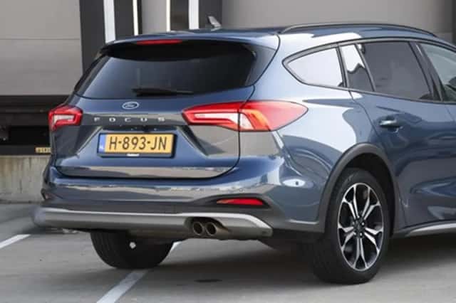 Ford Focus (2020) thumbnail 6