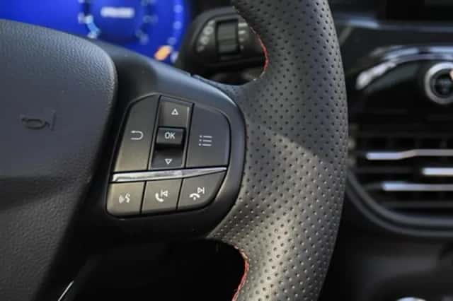 Ford Kuga (2024) thumbnail 41