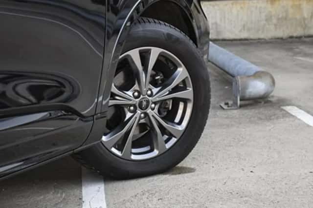 Ford Kuga (2024) thumbnail 9