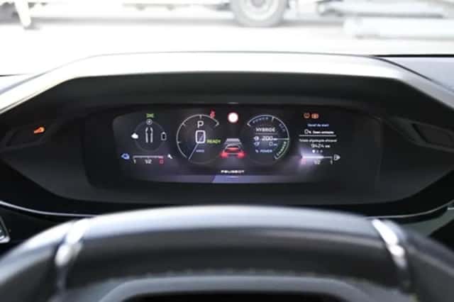Peugeot 308 (2023) thumbnail 18