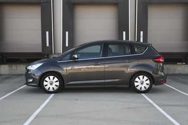 Ford C-Max (2018) thumbnail 3
