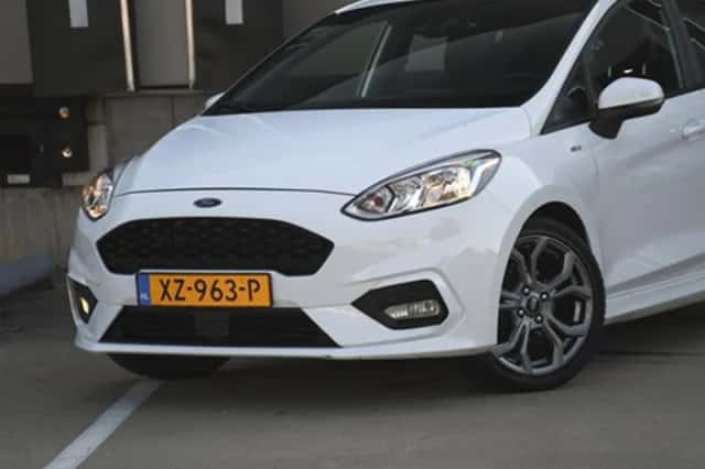 Ford Fiesta (2019) thumbnail 2