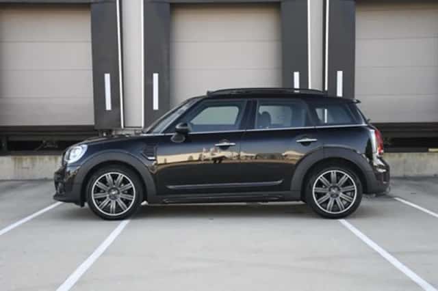 MINI Cooper (2019) thumbnail 4