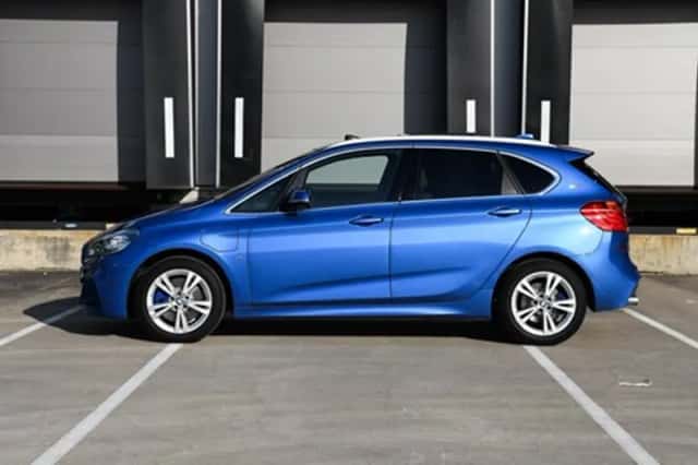BMW 225 Active Tourer (2017) thumbnail 4